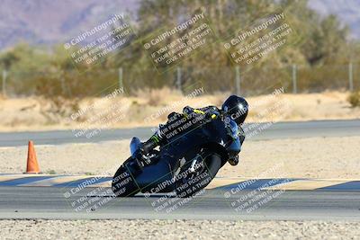 media/Jan-09-2022-SoCal Trackdays (Sun) [[2b1fec8404]]/Turn 6 (1035am)/